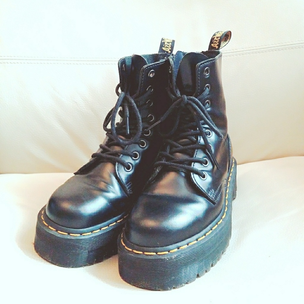 Dr. Martens Jadon platform boots